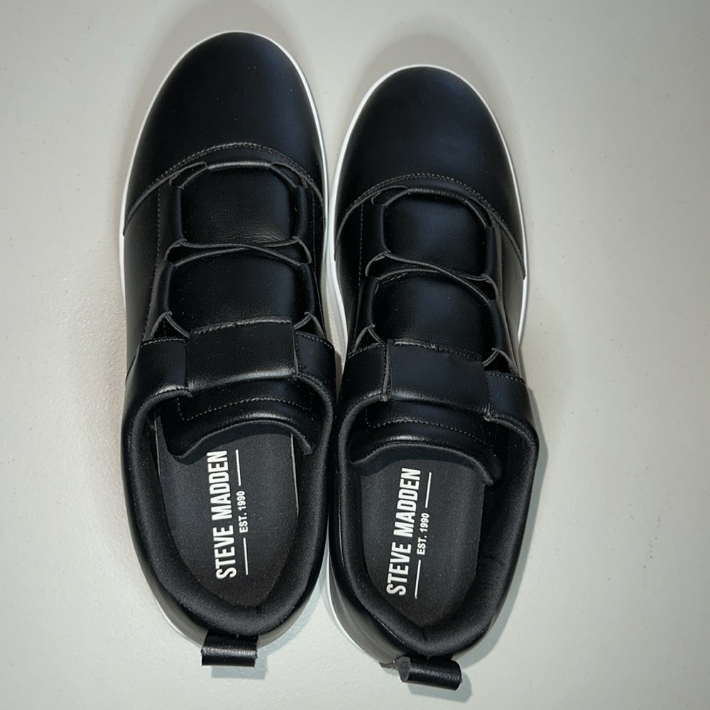 STEVE MADDEN BERK BLACK NEW, size 13, very comfy, last one! Berk01m1
